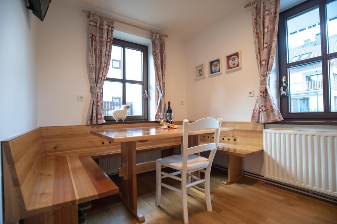 Pritlicni Apartma Hribovc Z Atrijem Kranjska Gora Exteriér fotografie