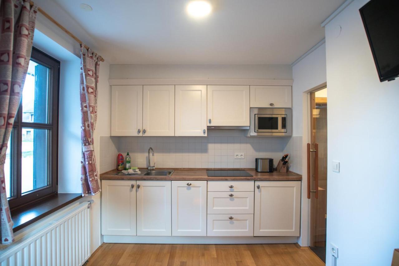 Pritlicni Apartma Hribovc Z Atrijem Kranjska Gora Exteriér fotografie